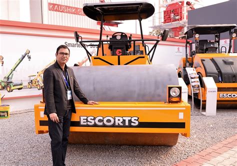 escorts construction equipment